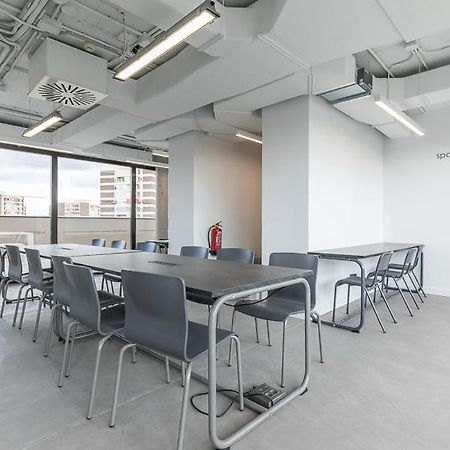 Micampus Madrid Sinesio Delgado Student Residence Extérieur photo