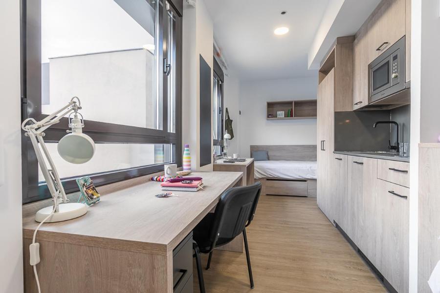 Micampus Madrid Sinesio Delgado Student Residence Extérieur photo