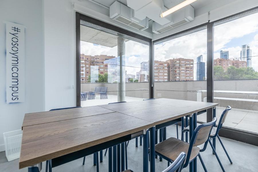 Micampus Madrid Sinesio Delgado Student Residence Extérieur photo