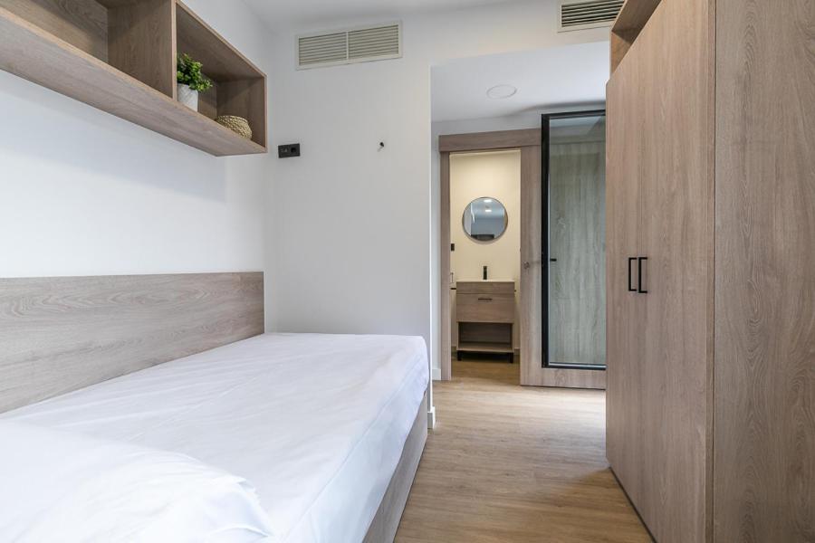 Micampus Madrid Sinesio Delgado Student Residence Extérieur photo