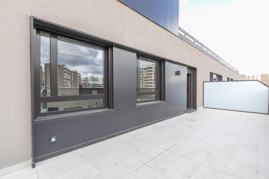 Micampus Madrid Sinesio Delgado Student Residence Extérieur photo
