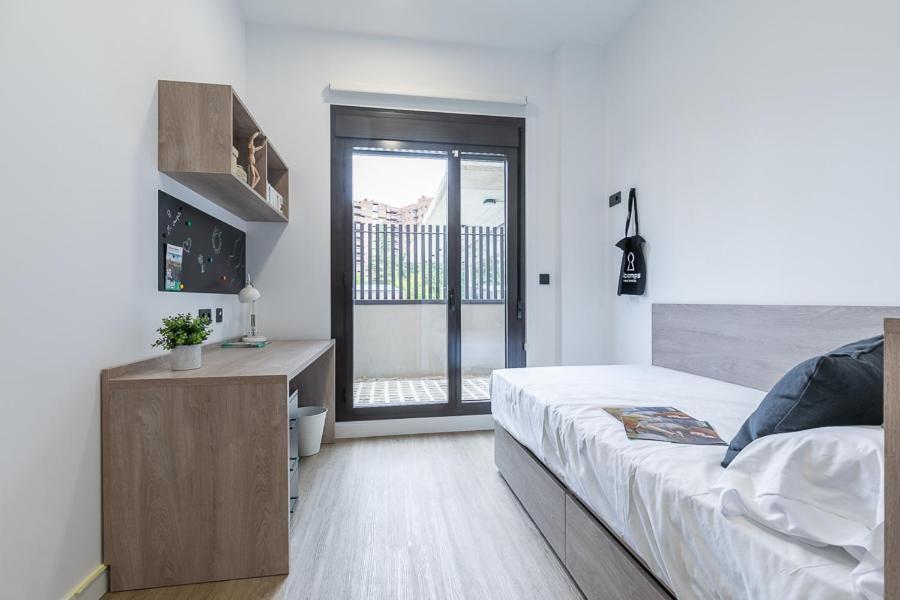 Micampus Madrid Sinesio Delgado Student Residence Extérieur photo