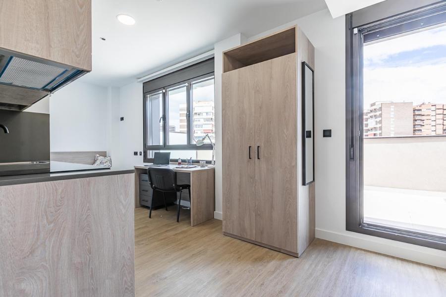 Micampus Madrid Sinesio Delgado Student Residence Extérieur photo