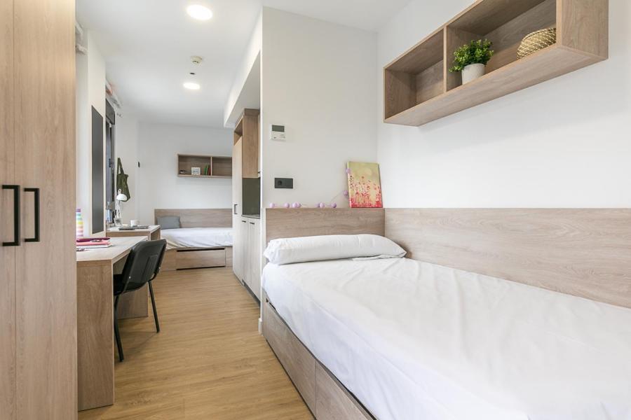 Micampus Madrid Sinesio Delgado Student Residence Extérieur photo