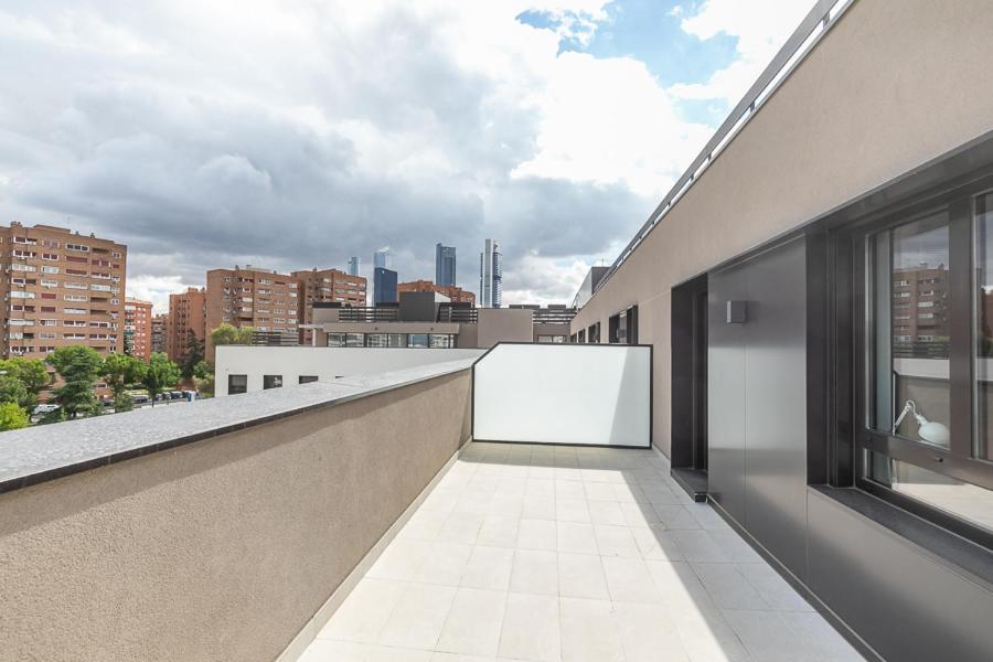 Micampus Madrid Sinesio Delgado Student Residence Extérieur photo